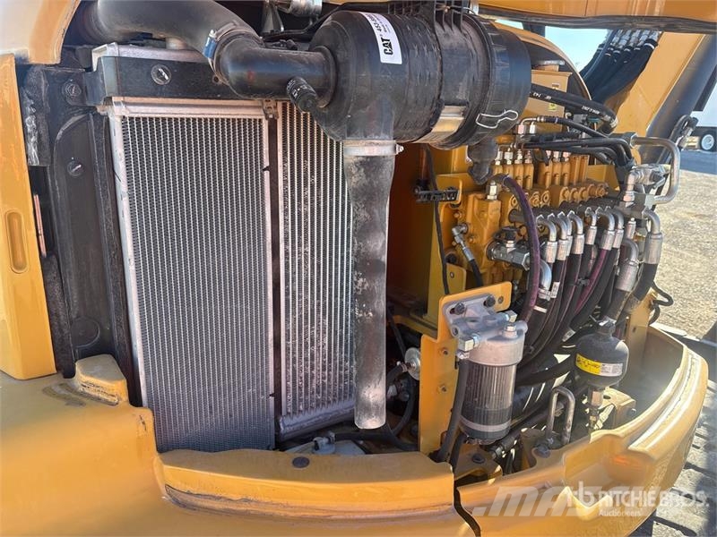 CAT 305.5E2 CR Mini Excavator حفارات صغيرة أقل من 7 طن (حفارات صغيرة)
