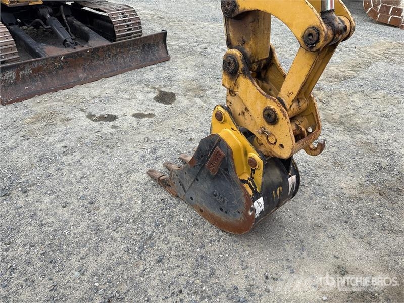 CAT 305.5E2 Mini Excavator 小型挖掘机
