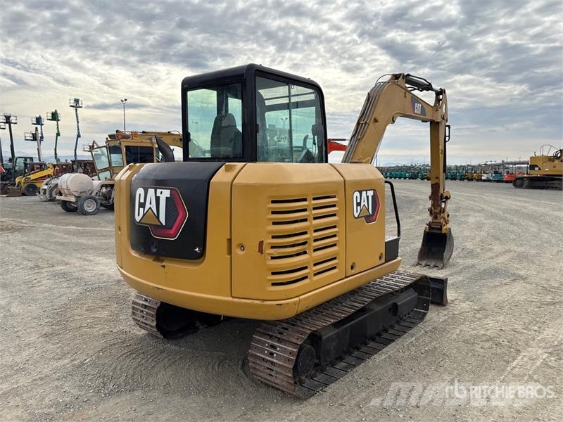 CAT 305.5E2 Mini Excavator 小型挖掘机