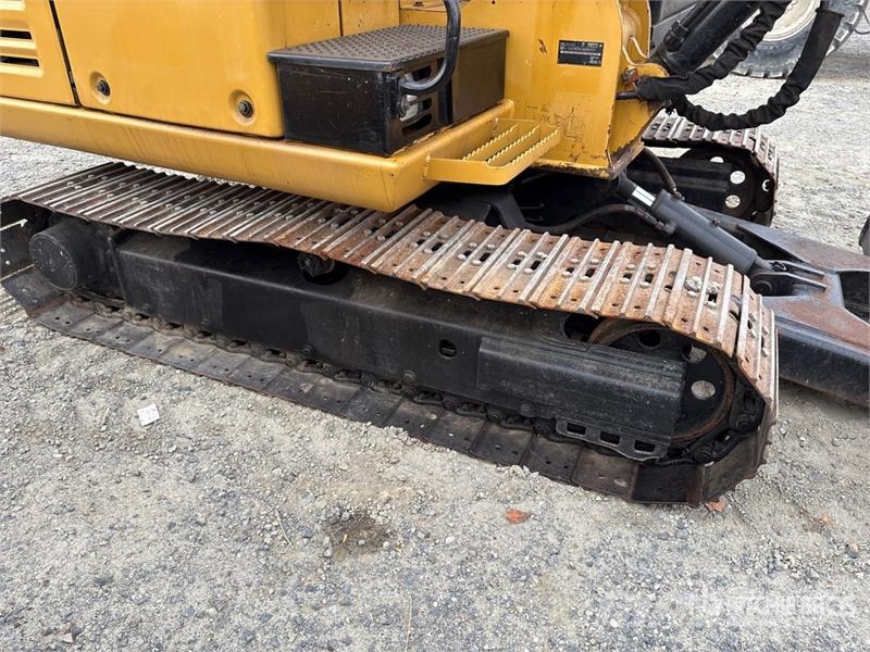 CAT 305.5E2 Mini Excavator 小型挖掘机