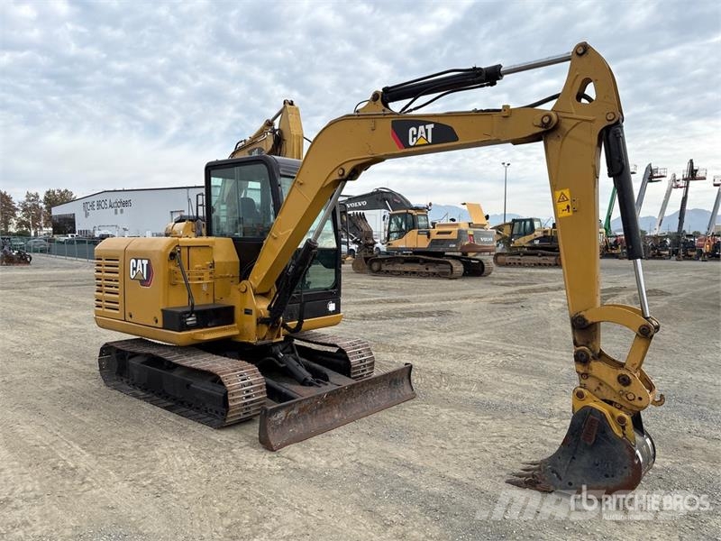 CAT 305.5E2 Mini Excavator 小型挖掘机