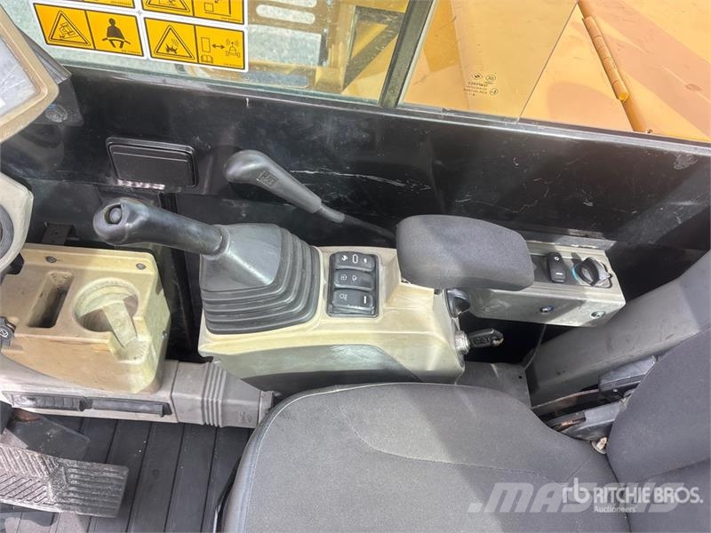 CAT 305.5E2 Mini Excavator Minigraafmachines < 7t
