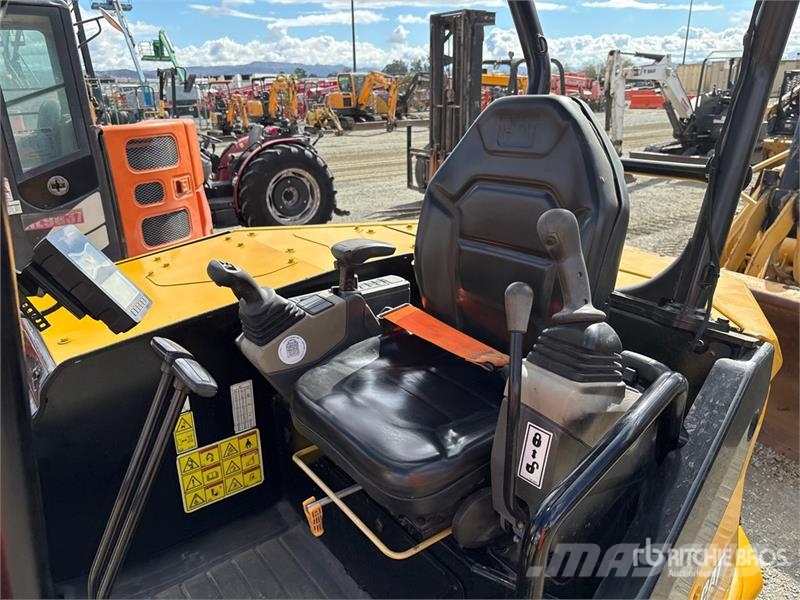 CAT 305 CR Mini Excavator Mini bagri <7t