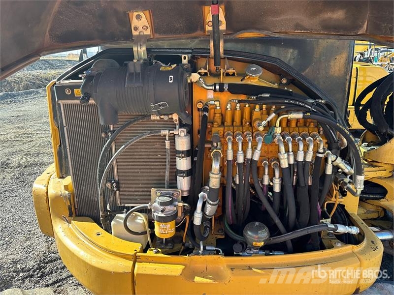 CAT 305C CR Mini Excavator Мини-экскаваторы