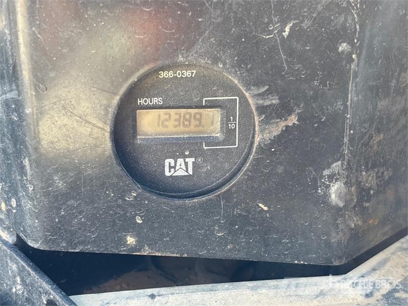 CAT 305E CR Mini Excavator Mini kotrók < 7t