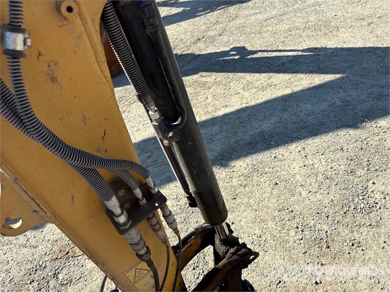 CAT 305E CR Mini Excavator Mini kotrók < 7t