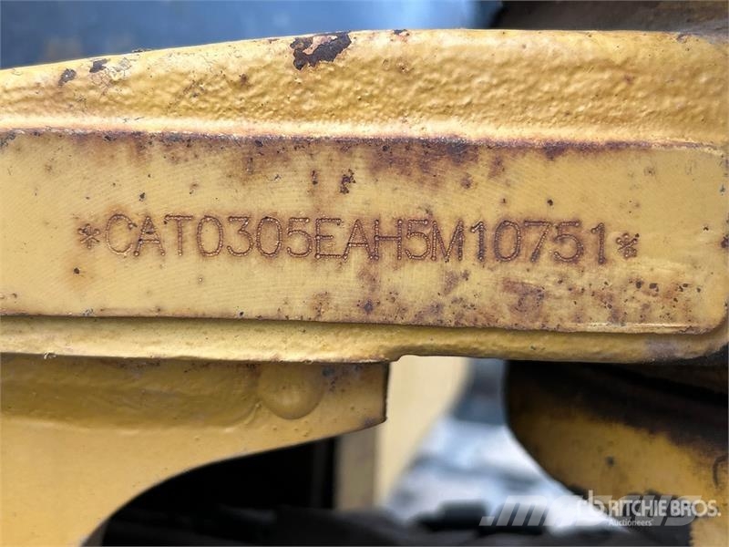 CAT 305E2 CR Mini Excavator Minikaivukoneet < 7t