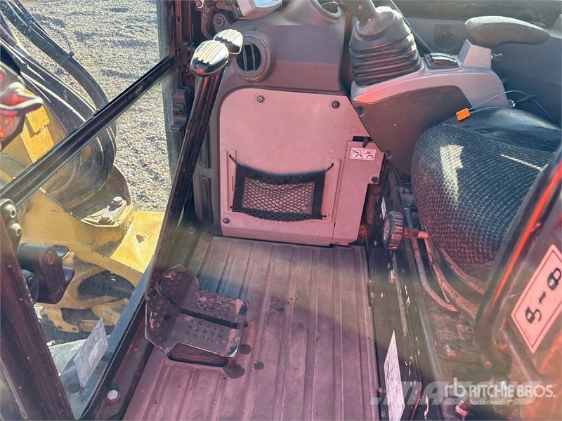 CAT 305E2 CR Mini Excavator Minigravemaskiner