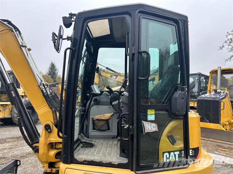 CAT 305E2 CR Mini Excavator Mini excavatoare < 7t