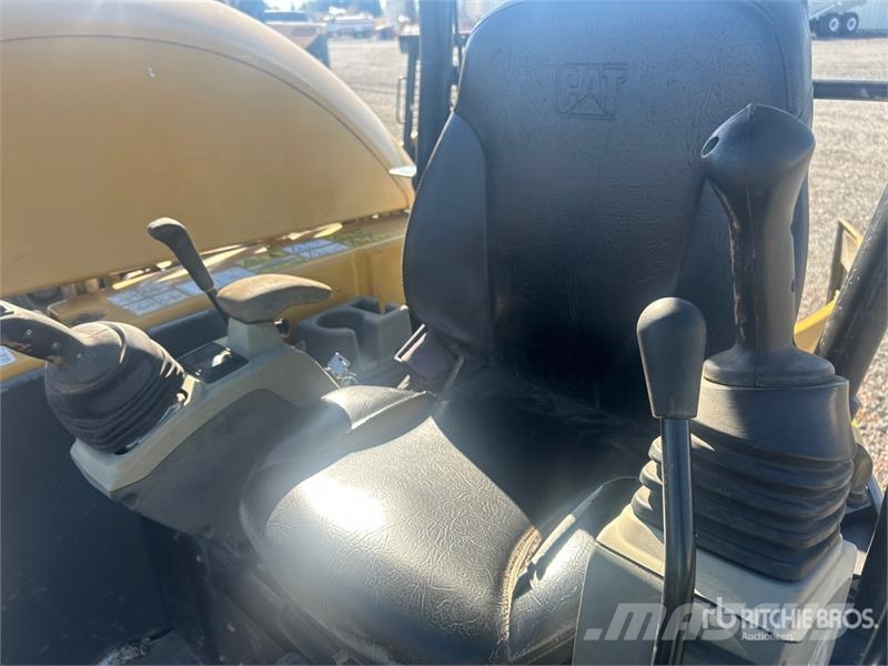 CAT 305E2 CR Mini Excavator Minibagger < 7t