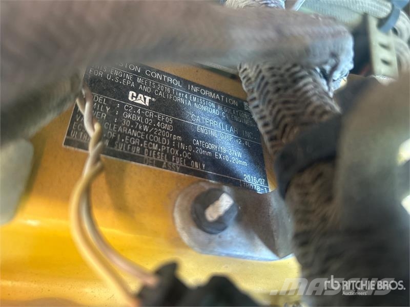 CAT 305E2 CR Mini Excavator Minibagger < 7t