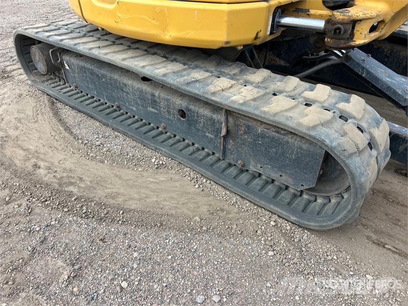 CAT 305E2 CR Mini Excavator Minikaivukoneet < 7t