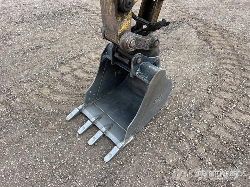 CAT 305E2 CR Mini Excavator Minikaivukoneet < 7t