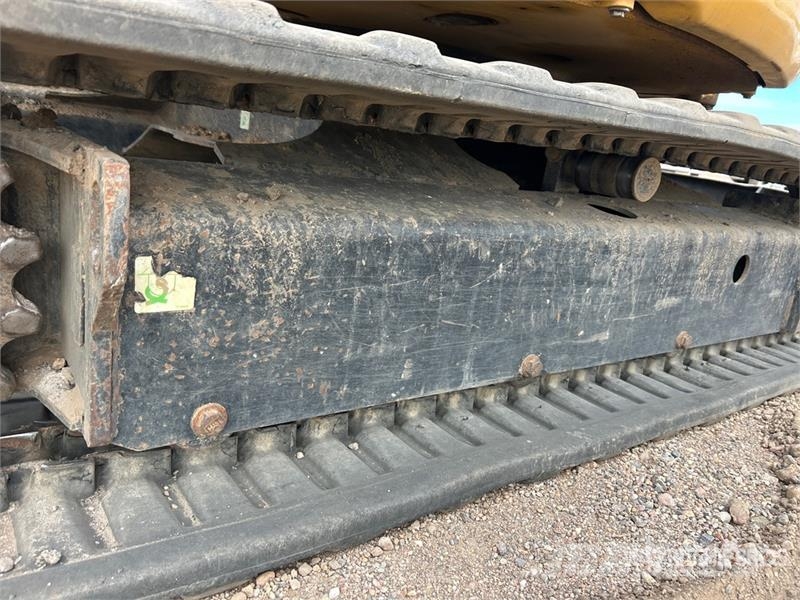 CAT 305E2 CR Mini Excavator Minikaivukoneet < 7t