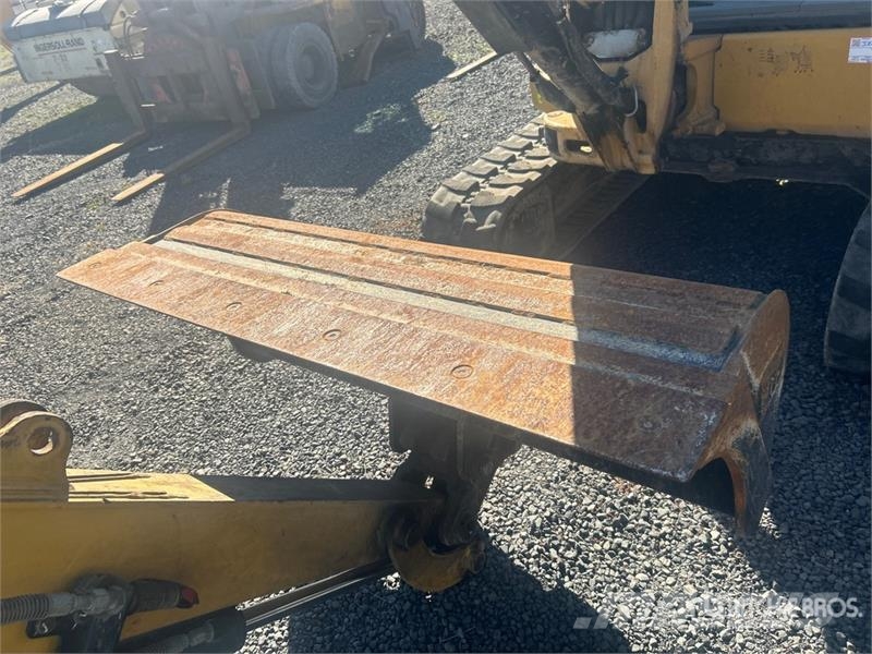 CAT 305E2 CR Mini Excavator Minibagger < 7t