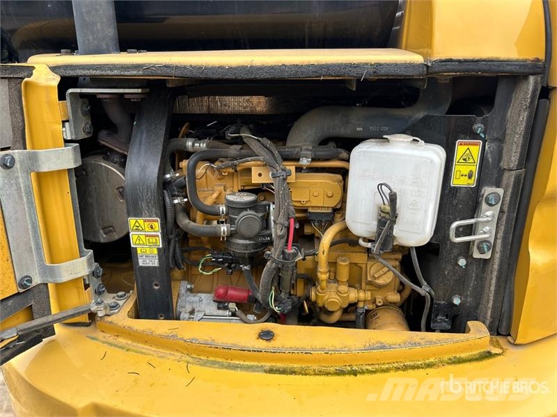 CAT 305E2 CR Mini Excavator Mini excavatoare < 7t