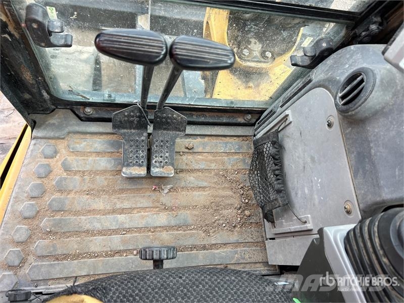 CAT 305E2 Mini Excavator حفارات صغيرة أقل من 7 طن (حفارات صغيرة)