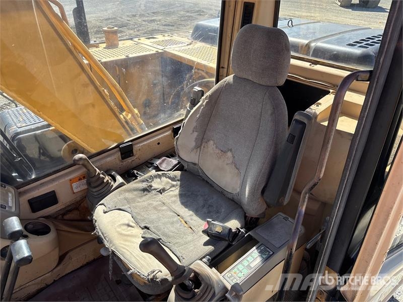 CAT 312B Gravemaskiner på larvebånd