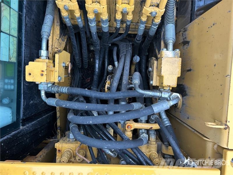 CAT 312E L Tracked Excavator Crawler excavators