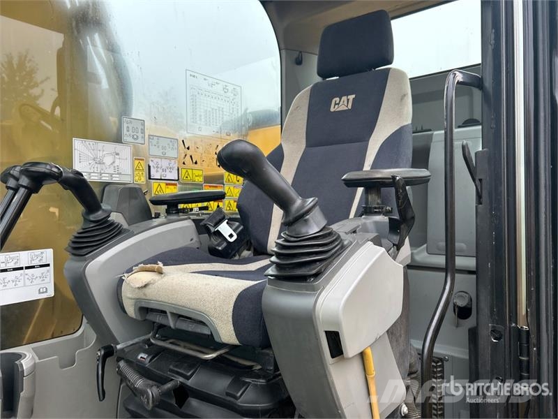 CAT 312E L Tracked Excavator Crawler excavators