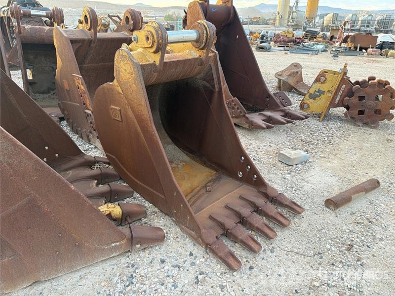 CAT 32 in Digging Excavator Bucket Buckets
