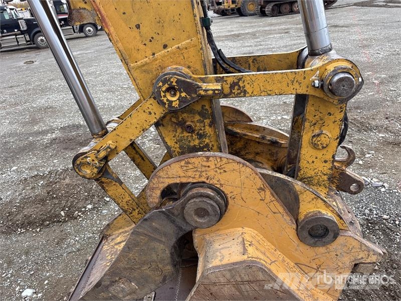 CAT 320 CLU Tracked Excavator Pelle sur chenilles