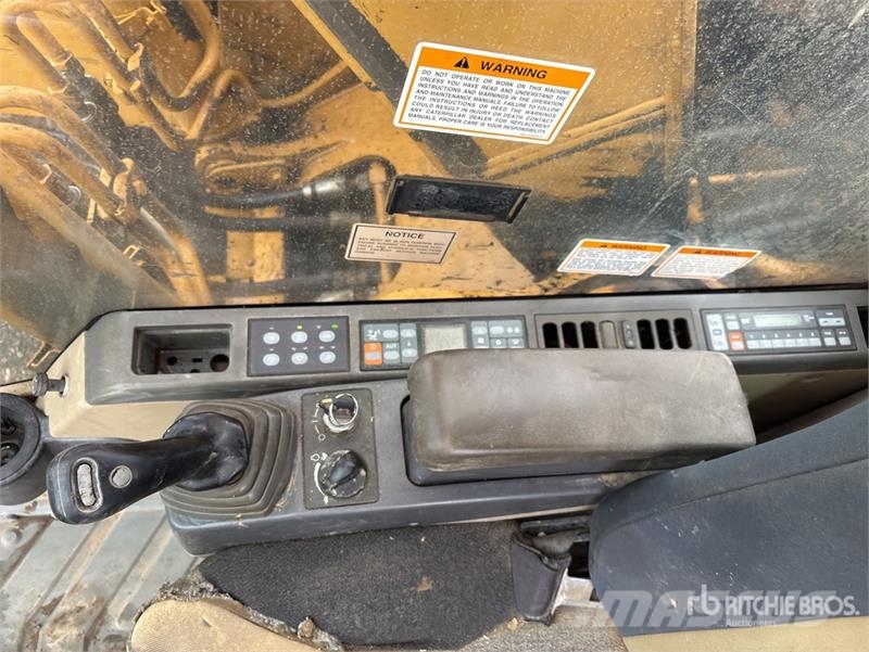 CAT 320 CLU Tracked Excavator Pelle sur chenilles