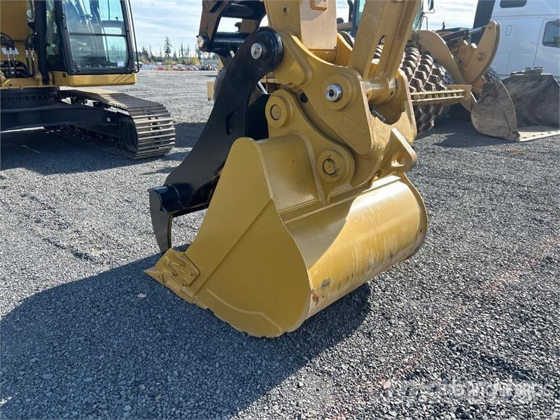 CAT 320 Tracked Excavator Bageri guseničari