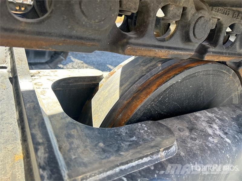 CAT 320 Tracked Excavator Bageri guseničari