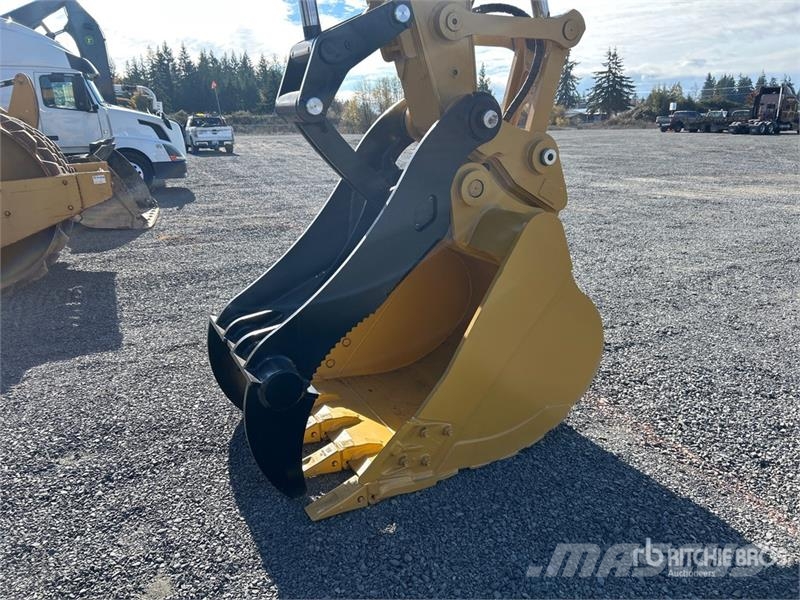 CAT 320 Tracked Excavator Bageri guseničari