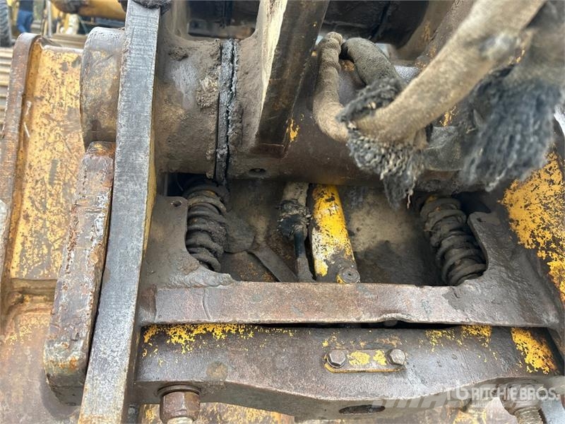 CAT 320C L Tracked Excavator Crawler excavators
