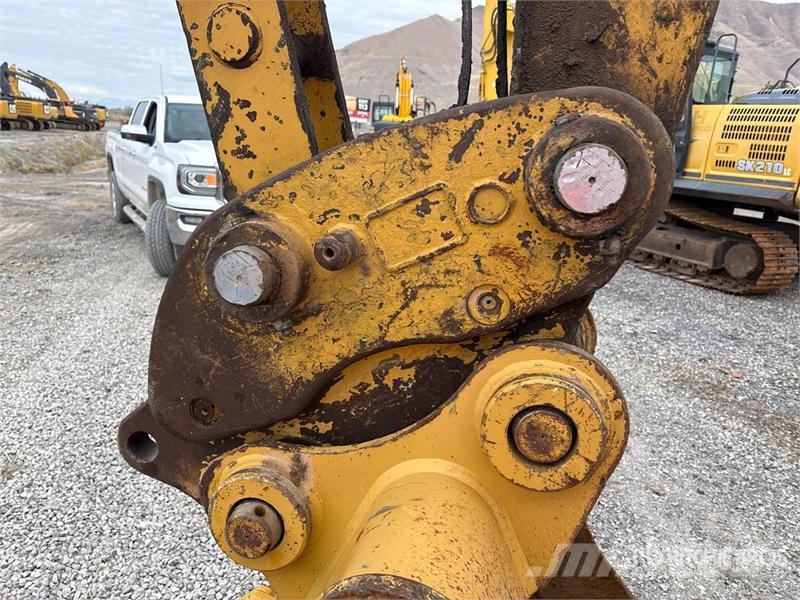 CAT 320C L Tracked Excavator Crawler excavators