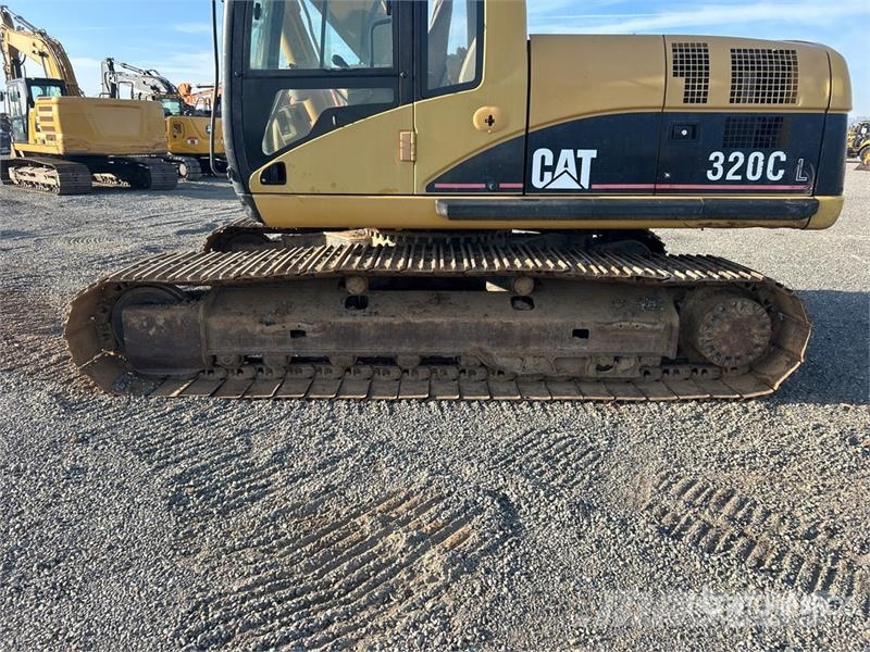 CAT 320C L Tracked Excavator Kāpurķēžu ekskavatori