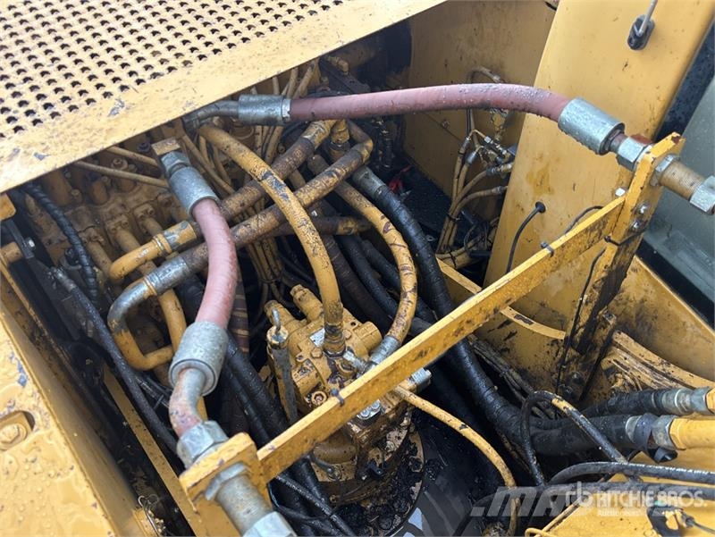 CAT 320C L Tracked Excavator Bageri gusjeničari