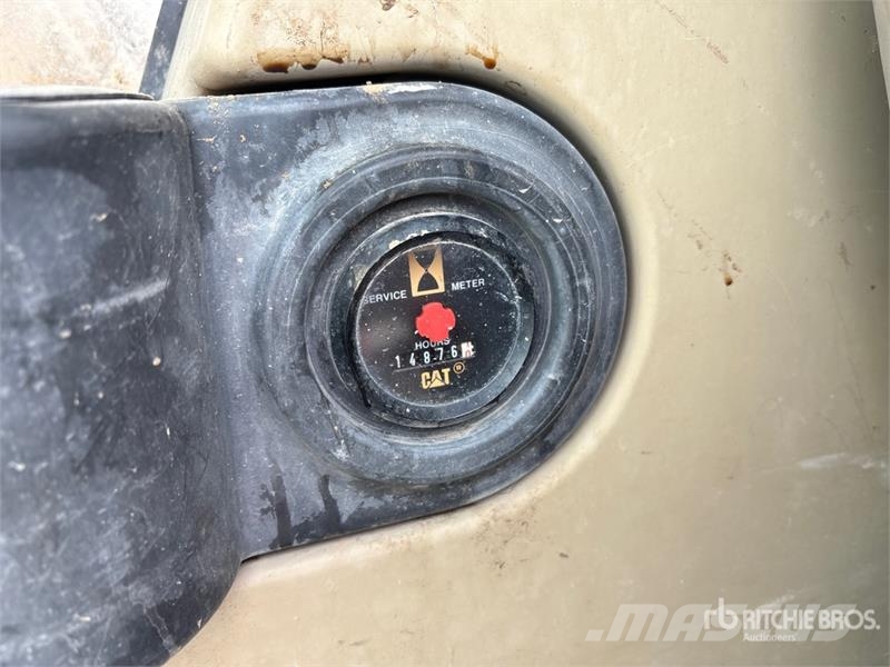 CAT 320C L Tracked Excavator Crawler excavators