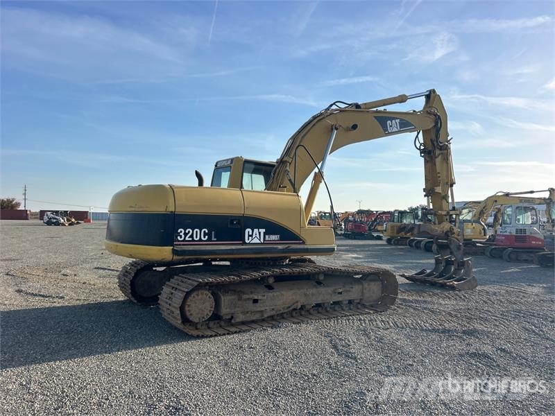 CAT 320C L Tracked Excavator Kāpurķēžu ekskavatori