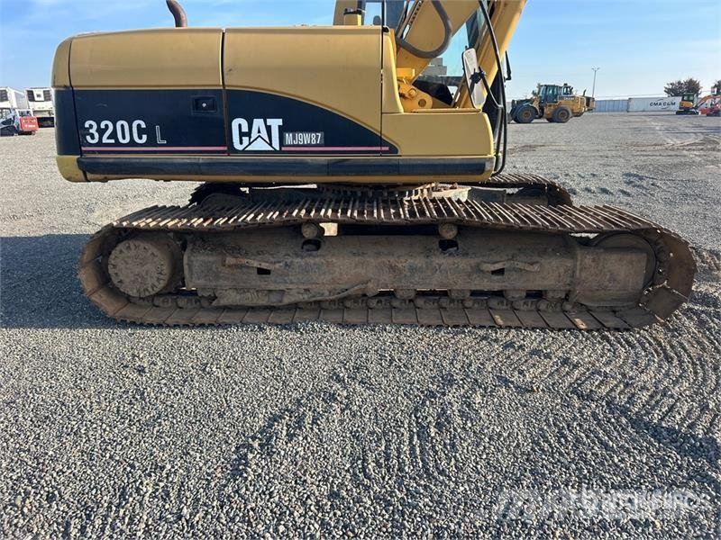 CAT 320C L Tracked Excavator Kāpurķēžu ekskavatori