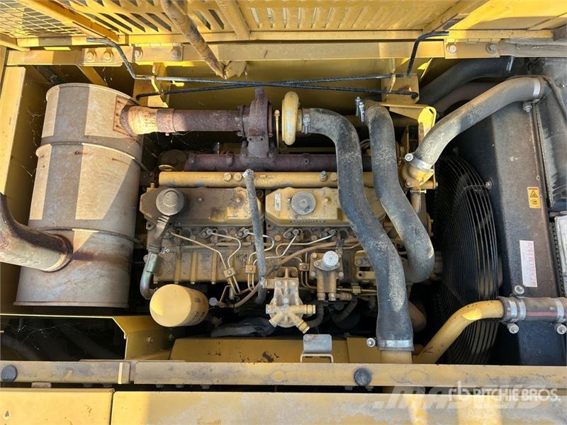 CAT 320C L Tracked Excavator Kāpurķēžu ekskavatori