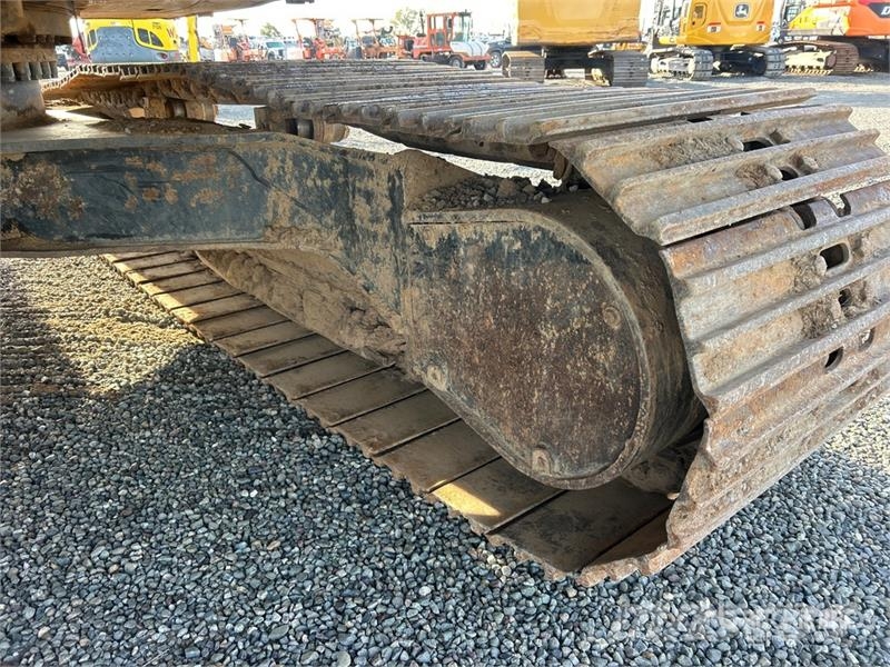 CAT 320C L Tracked Excavator Kāpurķēžu ekskavatori