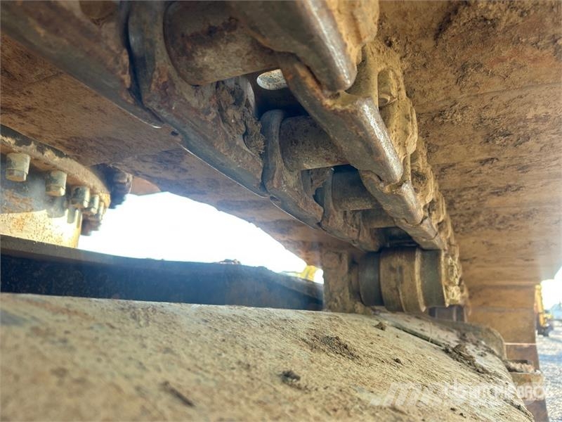 CAT 320C L Tracked Excavator Kāpurķēžu ekskavatori