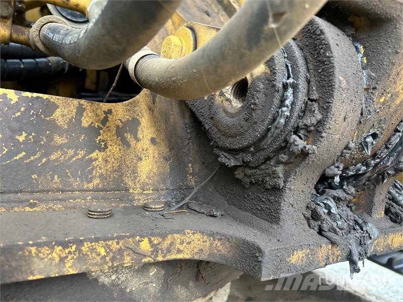 CAT 320C L Tracked Excavator Crawler excavators
