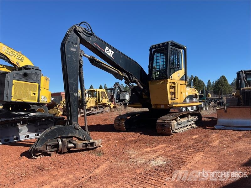 CAT 320C Log Loader Knuckleboom loaders