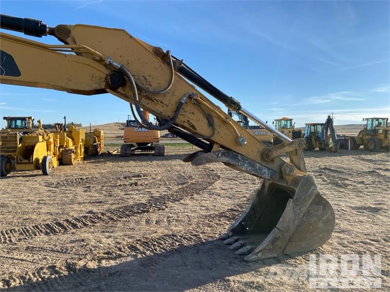 CAT 320D L Kāpurķēžu ekskavatori