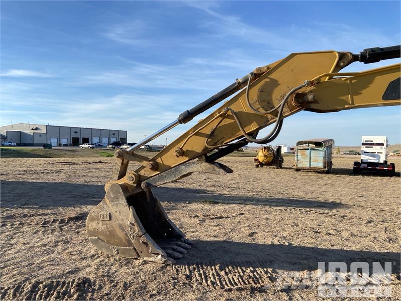 CAT 320D L Kāpurķēžu ekskavatori
