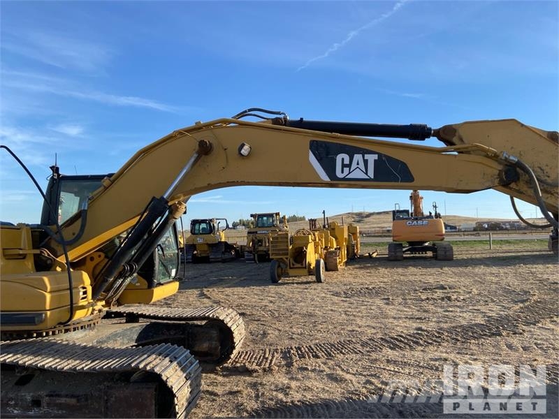 CAT 320D L Kāpurķēžu ekskavatori