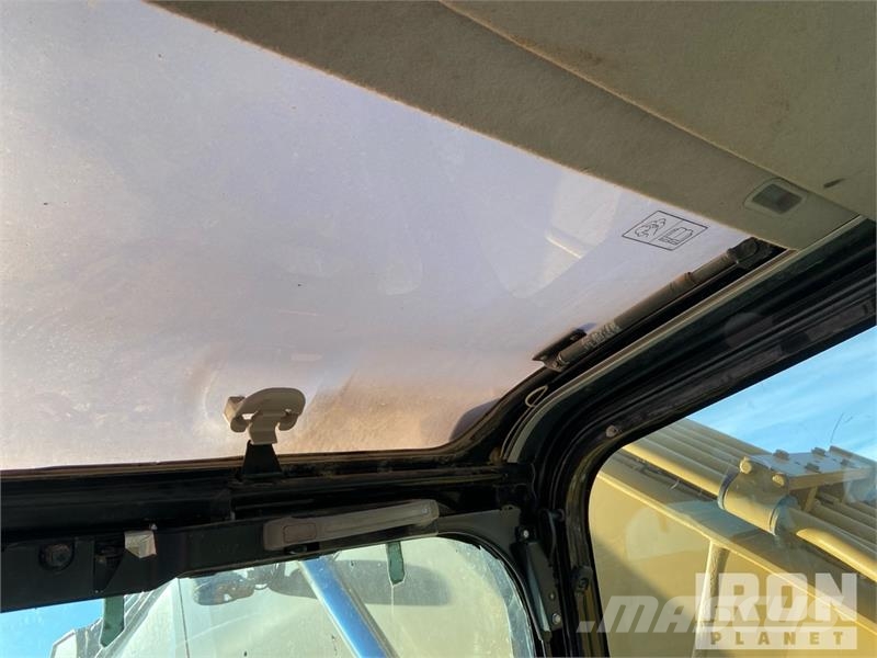 CAT 320D L Kāpurķēžu ekskavatori