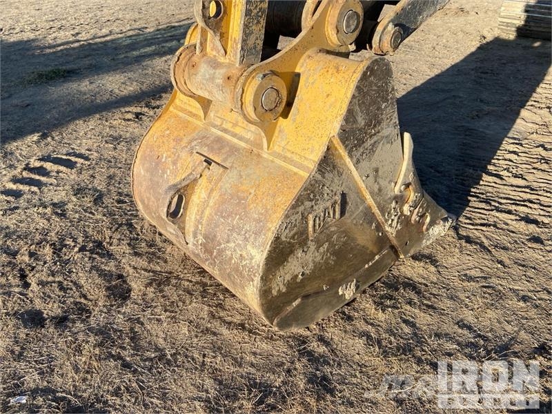 CAT 320D L Kāpurķēžu ekskavatori