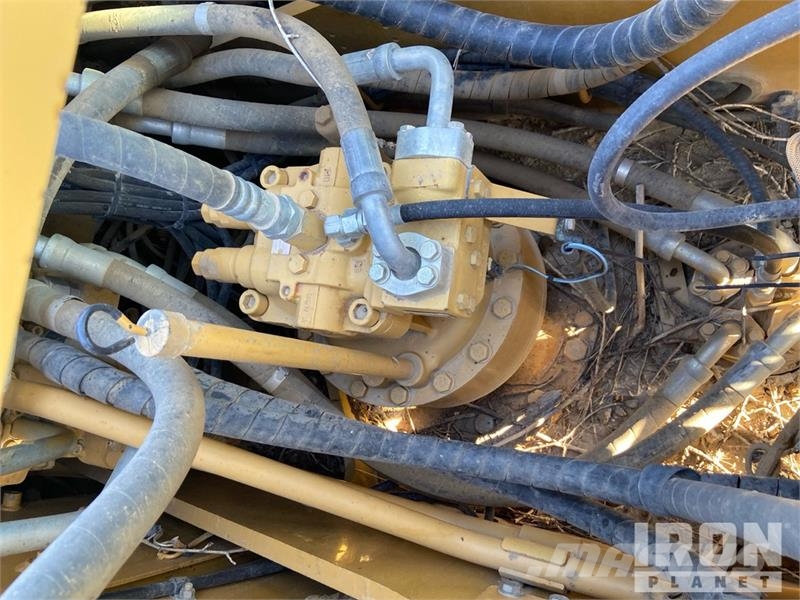 CAT 320D L Kāpurķēžu ekskavatori