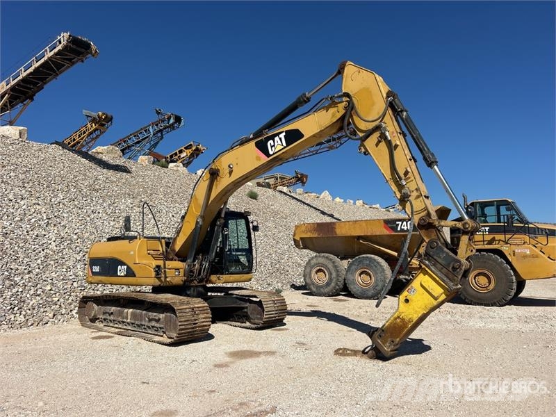 CAT 320D L Tracked Excavator Crawler excavators