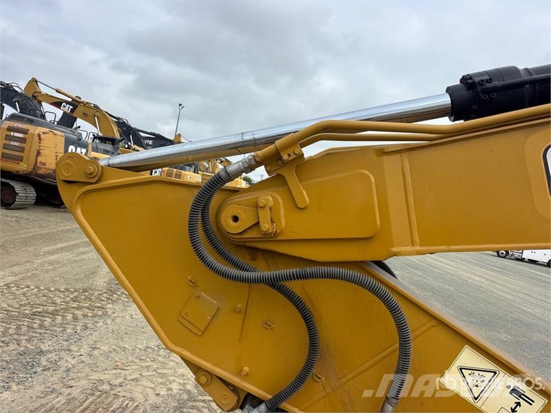 CAT 320GC Tracked Excavator Bagri goseničarji